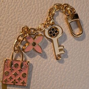 Chic Gold and Pink Keychain with Floral and Key Charms